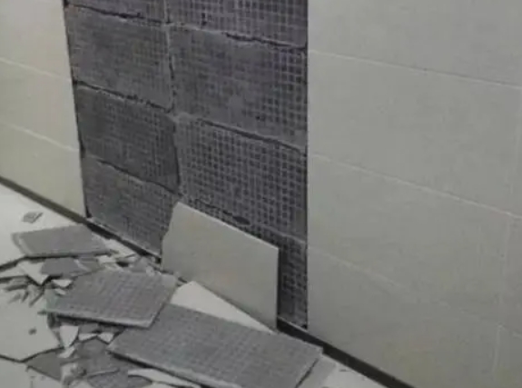 思茅瓷砖空鼓维修公司分享下思茅墙砖松动维修的知识
